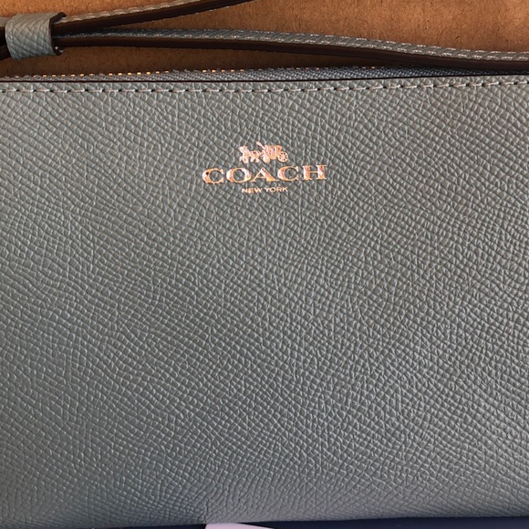 Coach Baby Blue Wristlet NEW $75 Wallet Cloud - Picture 2 of 6